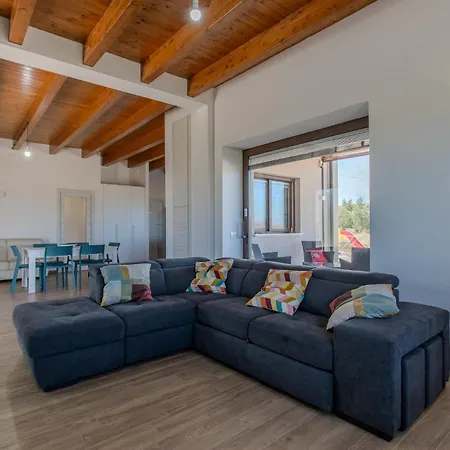 Ginevra Villa